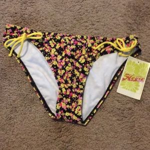 New Hobie Women’s Size Large String Bikini Bottom